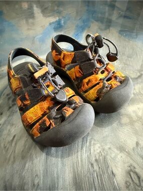 Keen Newport Flame Sandals